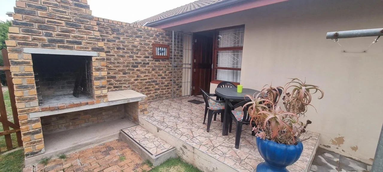 2 Bedroom Apartment / flat to rent in Saldanha Central