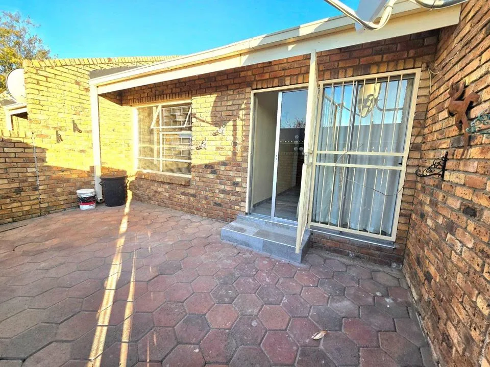 2 Bedroom Townhouse to rent in Bethlehem Central