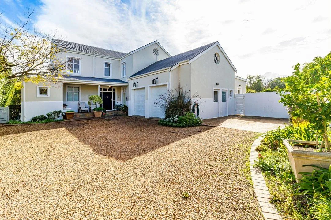 1 Bedroom House to rent in Erinvale Golf Estate
