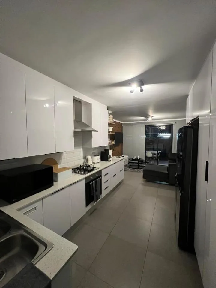 2 Bedroom Apartment / flat to rent in Menlo Park