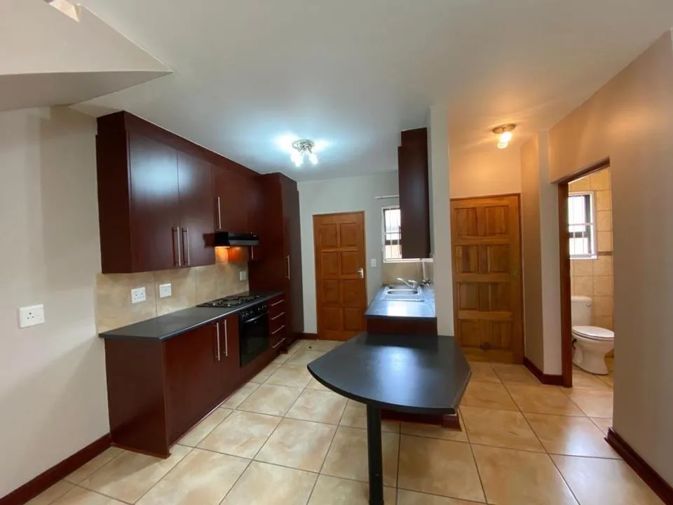 2 Bedroom Townhouse to rent in Heidelberg Central