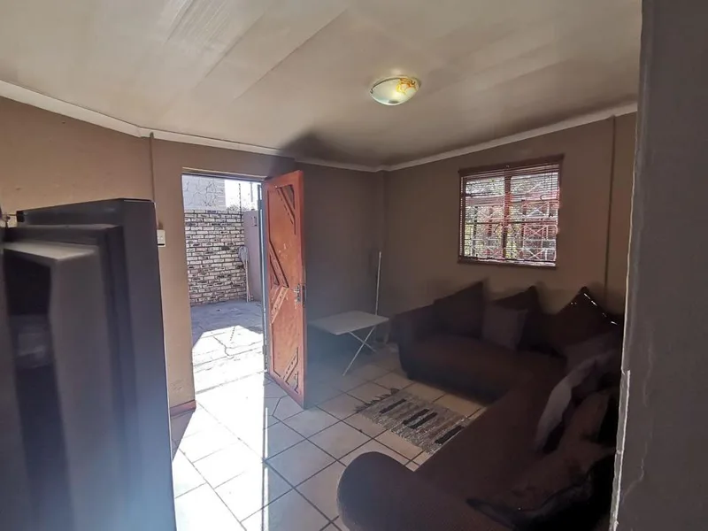 1 Bedroom Apartment / flat to rent in Kuruman