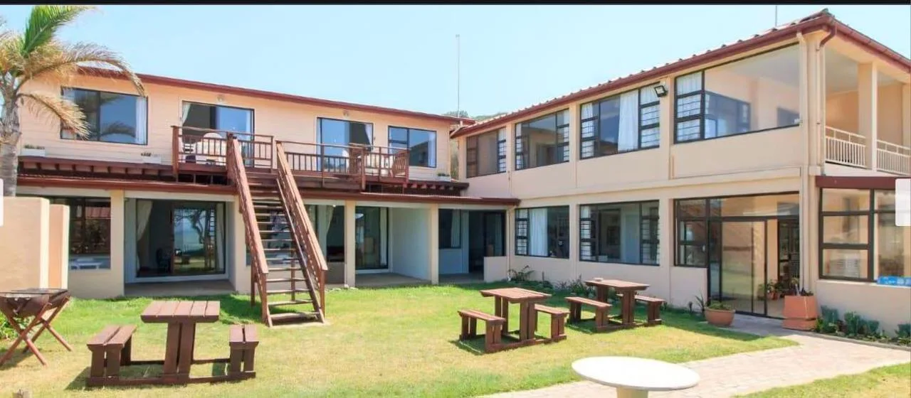 12 Bedroom House for sale in Kei Mouth