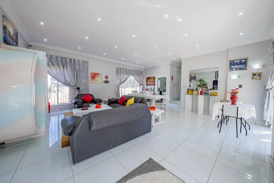 3 Bedroom House to rent in Ridgeway