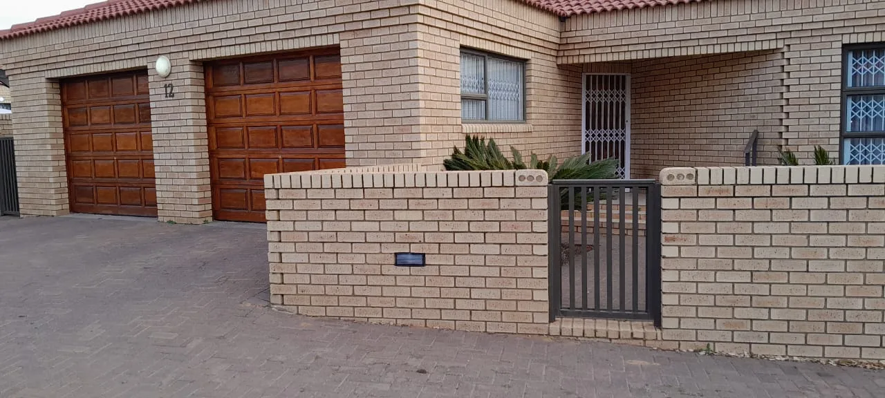 3 Bedroom Townhouse for sale in Parys