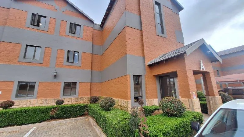 1 Bedroom Townhouse for sale in Vredenhof SH