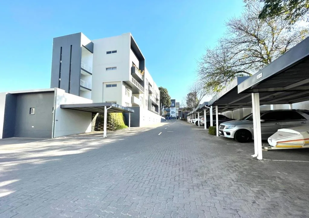 2 Bedroom Apartment / flat to rent in Sandton Central