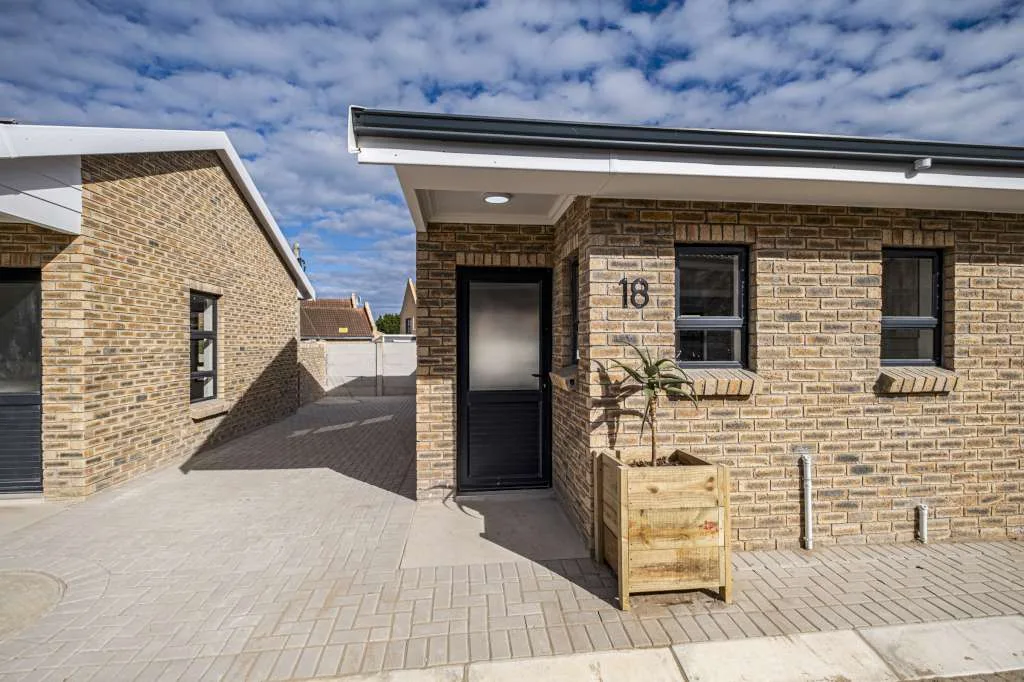 1 Bedroom Townhouse for sale in C Place