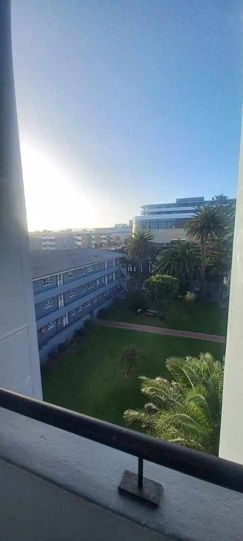 2 Bedroom Apartment / flat to rent in Milnerton Central