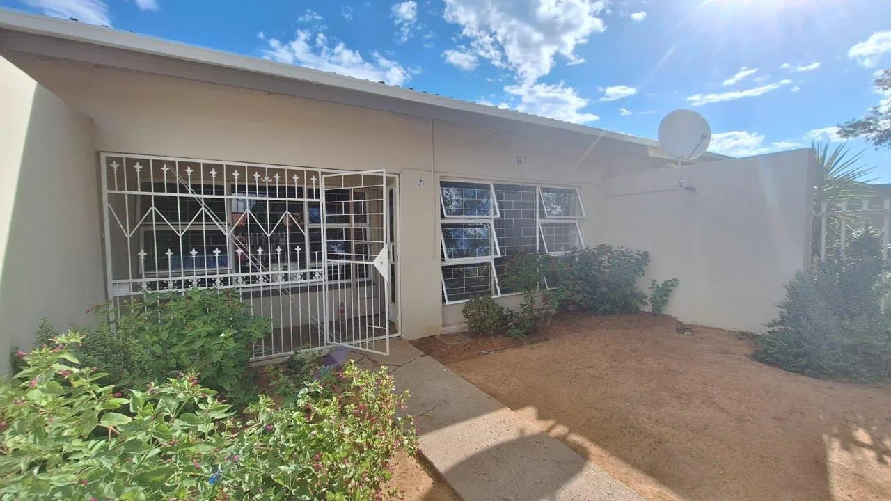 2 Bedroom Townhouse to rent in Naudeville