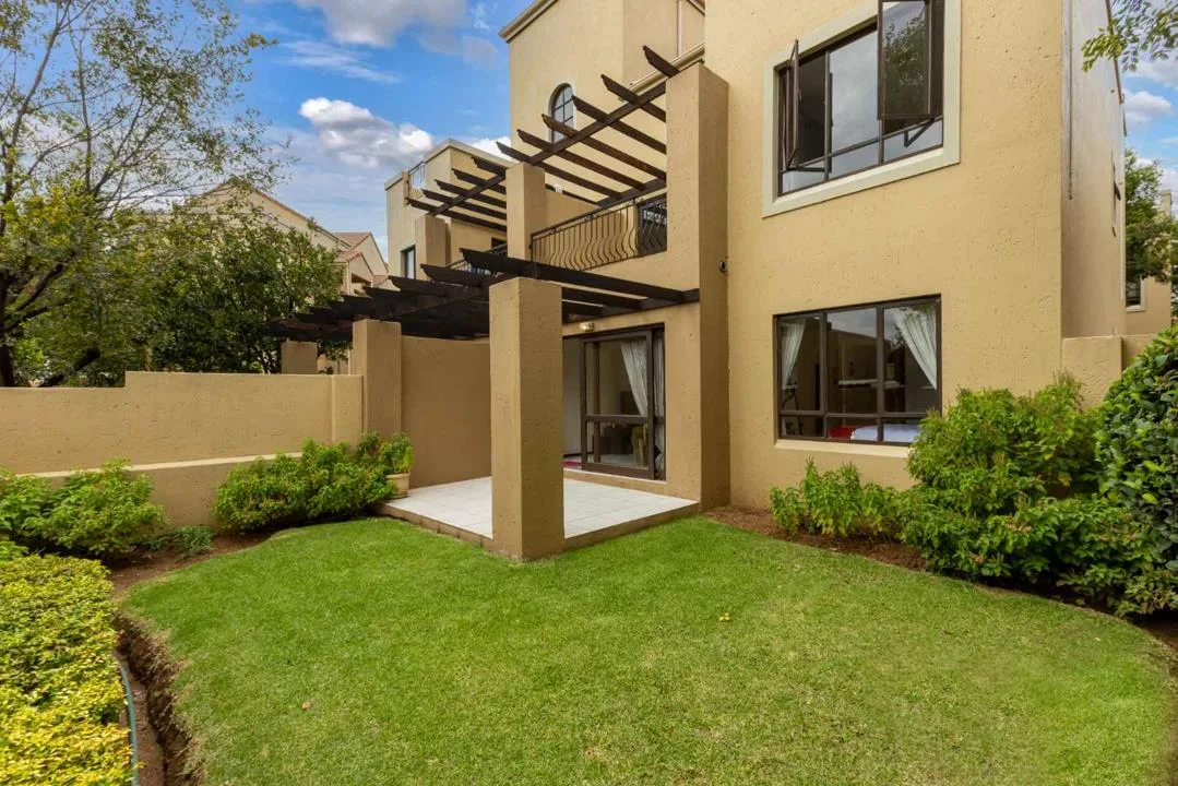 2 Bedroom Apartment / flat to rent in Sunninghill