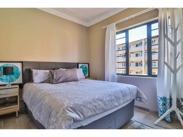 2 Bedroom Apartment / flat to rent in South Hills