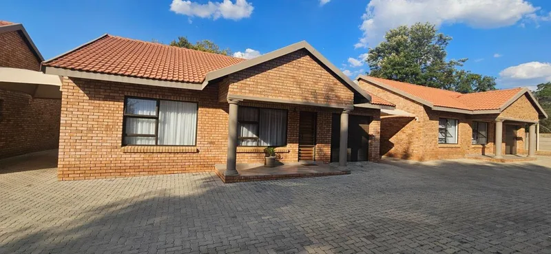 2 Bedroom Townhouse to rent in Flamwood