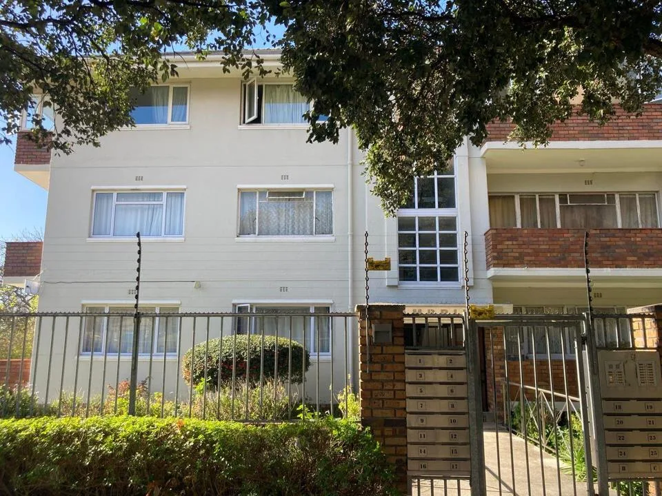 0.5 Bedroom Apartment / flat to rent in Rosebank