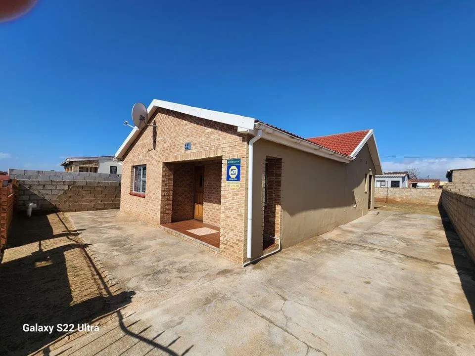 3 Bedroom House for sale in Zwide