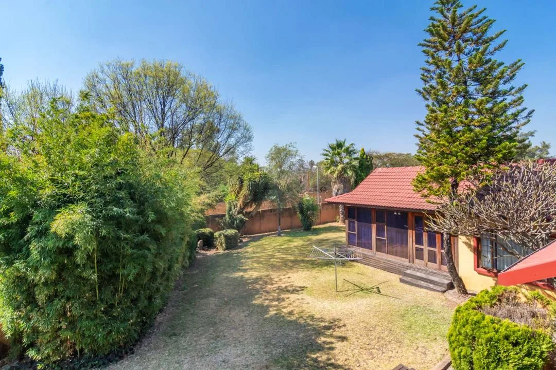 3 Bedroom House to rent in Bordeaux