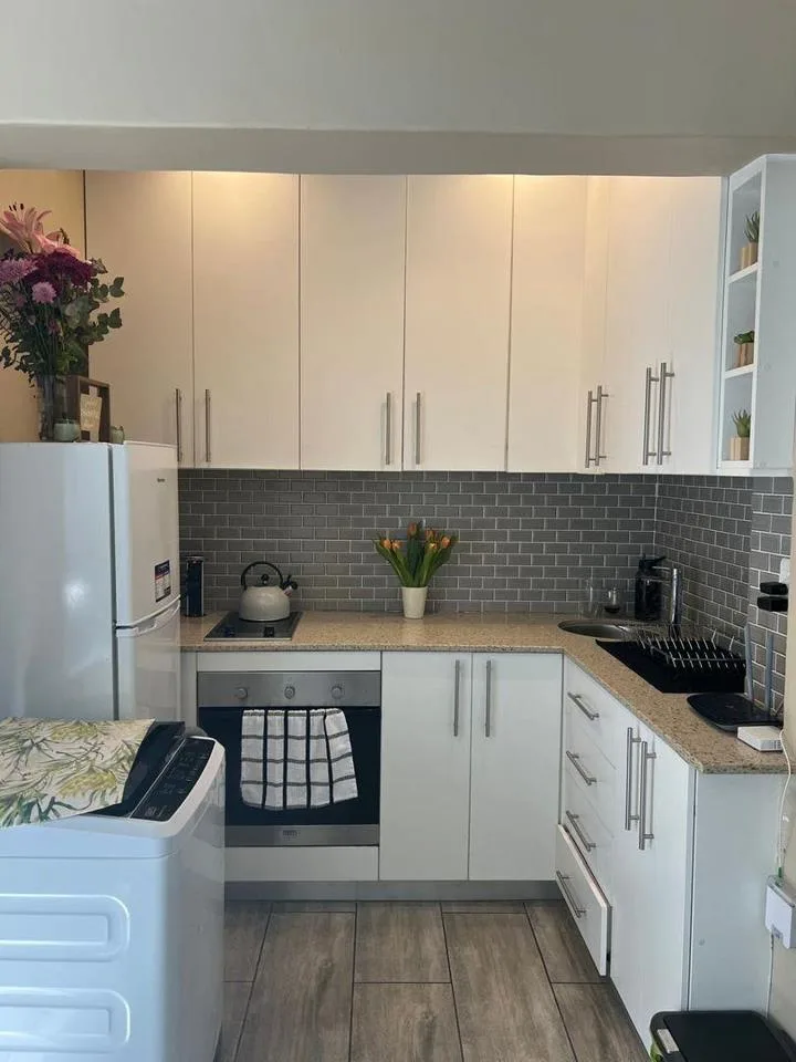 1 Bedroom Apartment / flat to rent in Sea Point