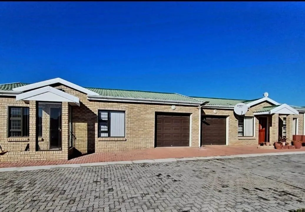 2 Bedroom House for sale in C Place