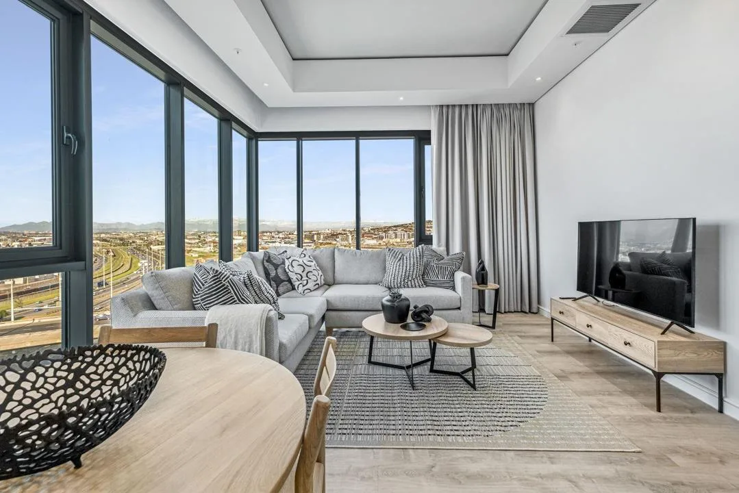 2 Bedroom Apartment / flat to rent in Foreshore