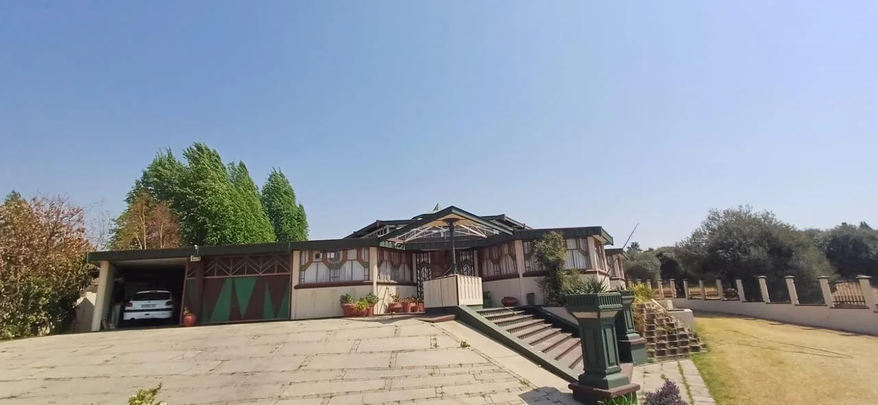 4 Bedroom House for sale in Reitz