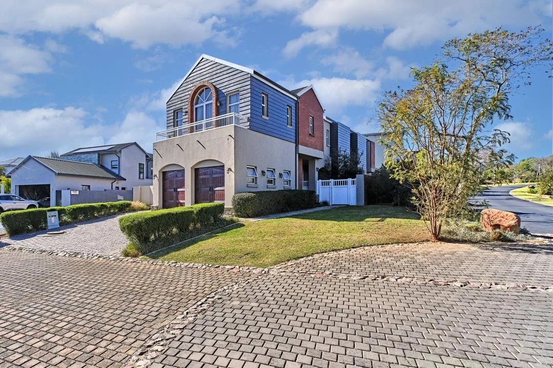 4 Bedroom House to rent in Waterfall Country Village