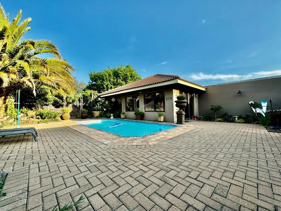 3 Bedroom House for sale in Kinross