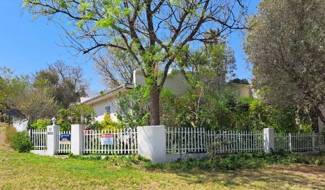 4 Bedroom House for sale in Somerset East