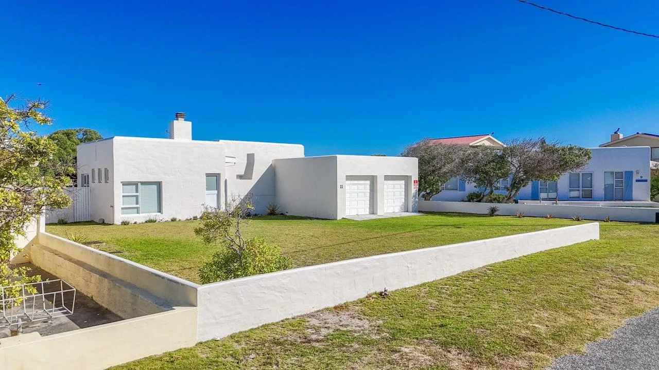 5 Bedroom House to rent in Struisbaai
