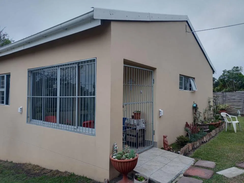 3 Bedroom House for sale in Amalinda