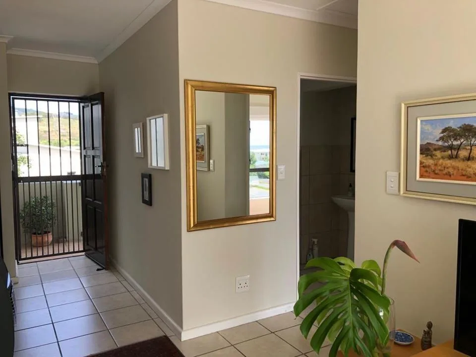 2 Bedroom Apartment / flat to rent in Burgundy Estate