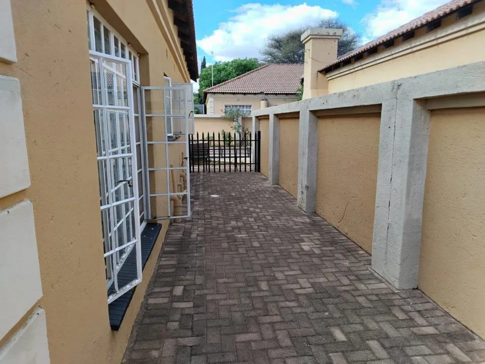 2 Bedroom Townhouse to rent in Flamwood