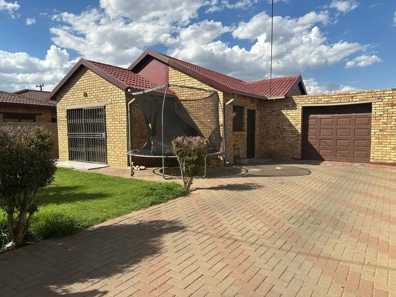 3 Bedroom House to rent in Grasslands