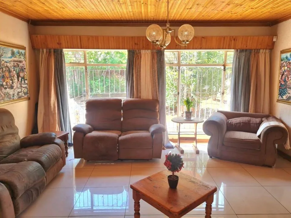 3 Bedroom House for sale in Pellissier