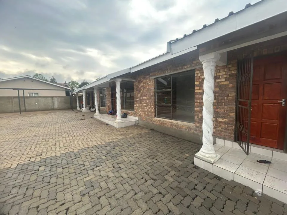 2 Bedroom Townhouse to rent in Lydenburg