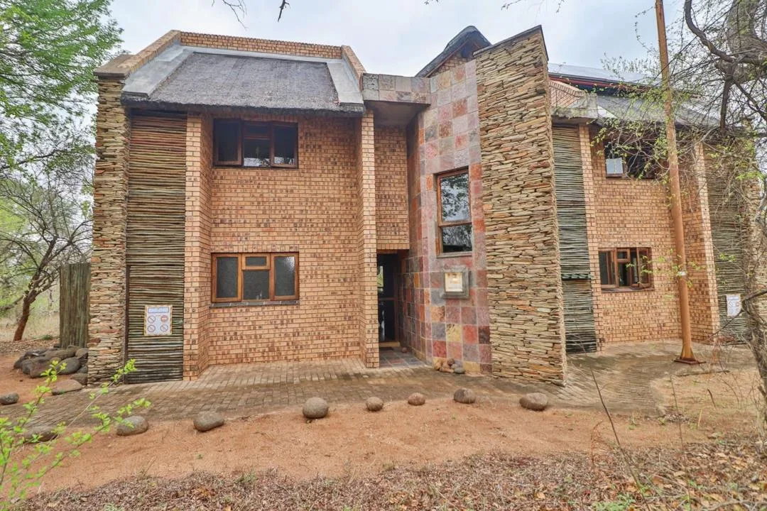 3 Bedroom House for sale in Sabie Park