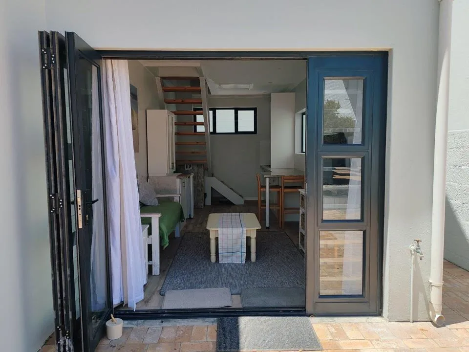 1 Bedroom House to rent in Melkbosstrand Central