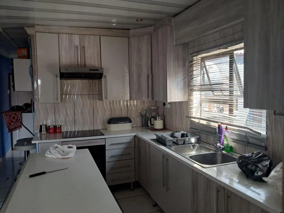 2 Bedroom House for sale in Seshego F