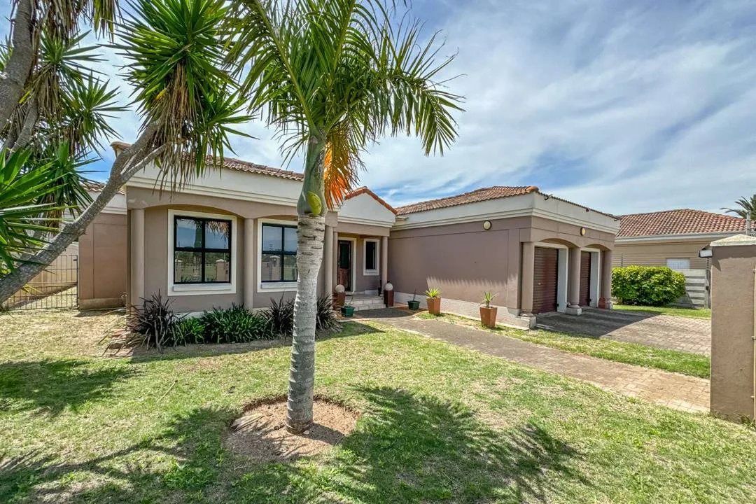 4 Bedroom House for sale in Summerstrand