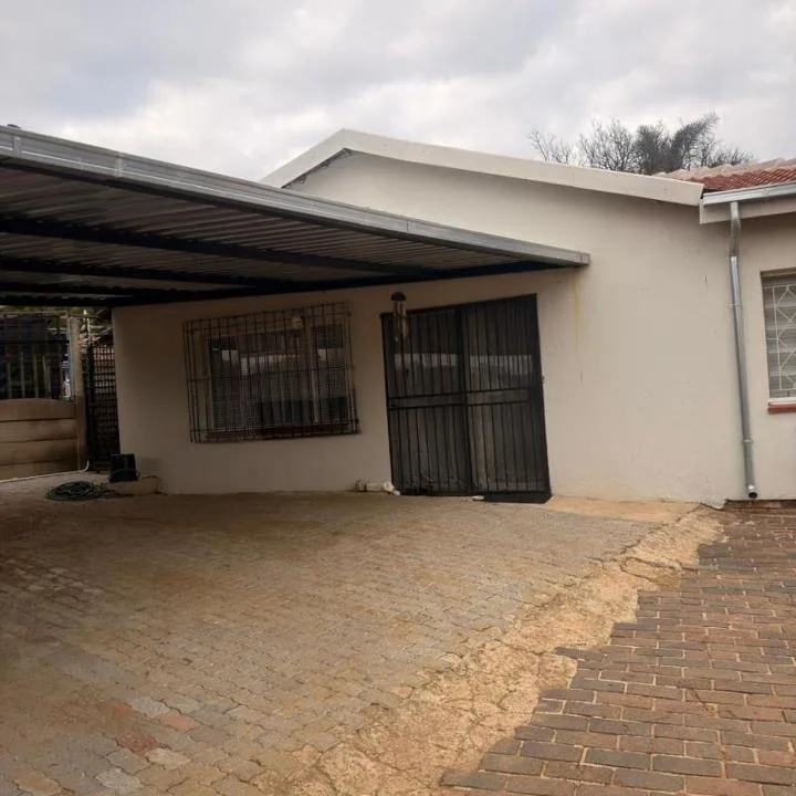 1 Bedroom Townhouse to rent in Isandovale