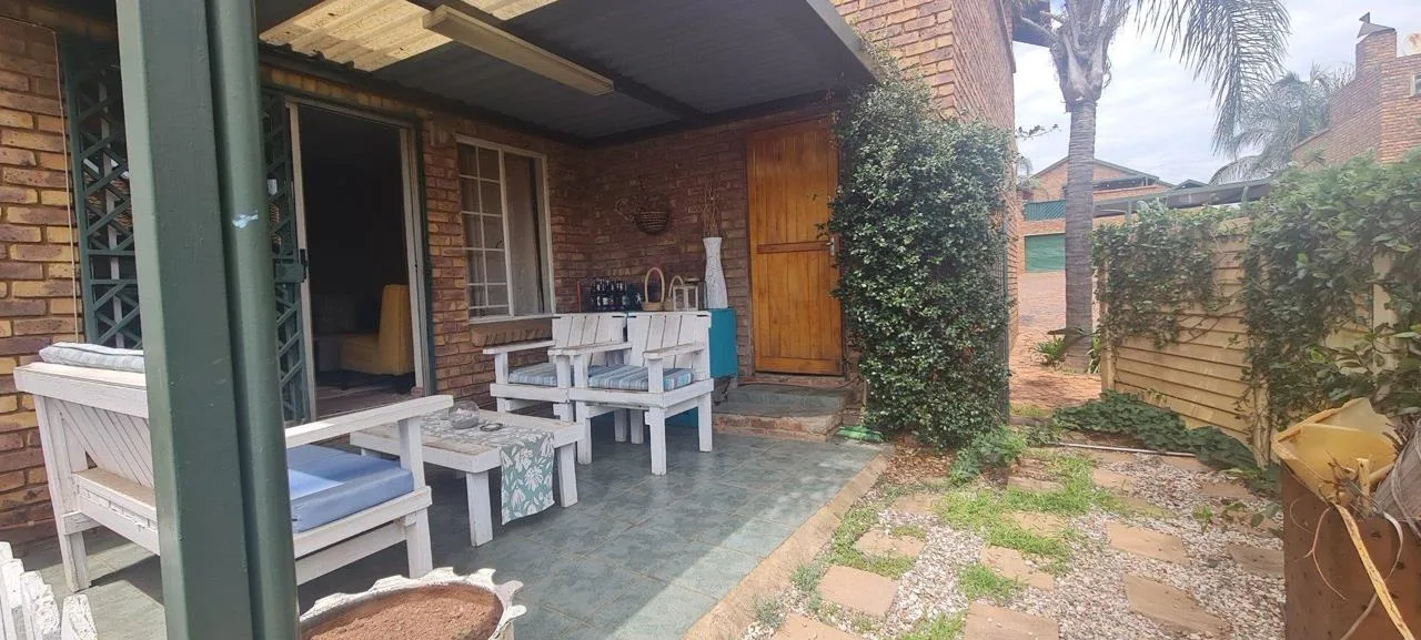 2 Bedroom Townhouse to rent in Highveld