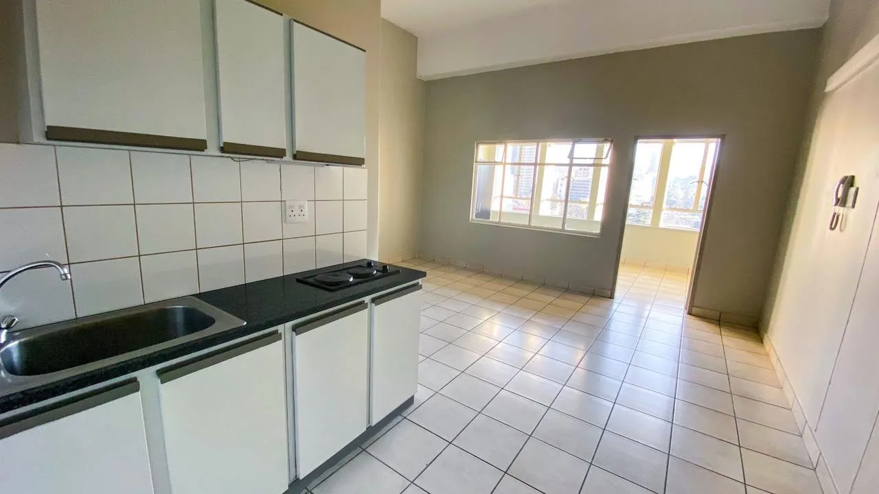 1 Bedroom Apartment / flat to rent in Johannesburg Central