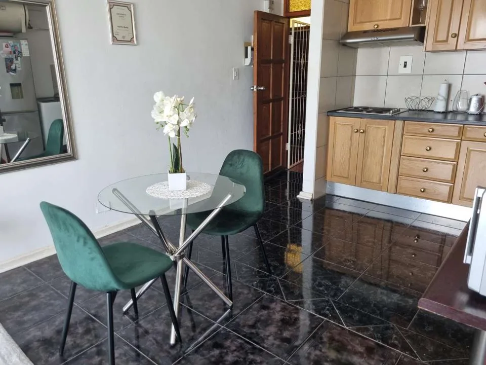 1 Bedroom Apartment / flat for sale in Amalinda