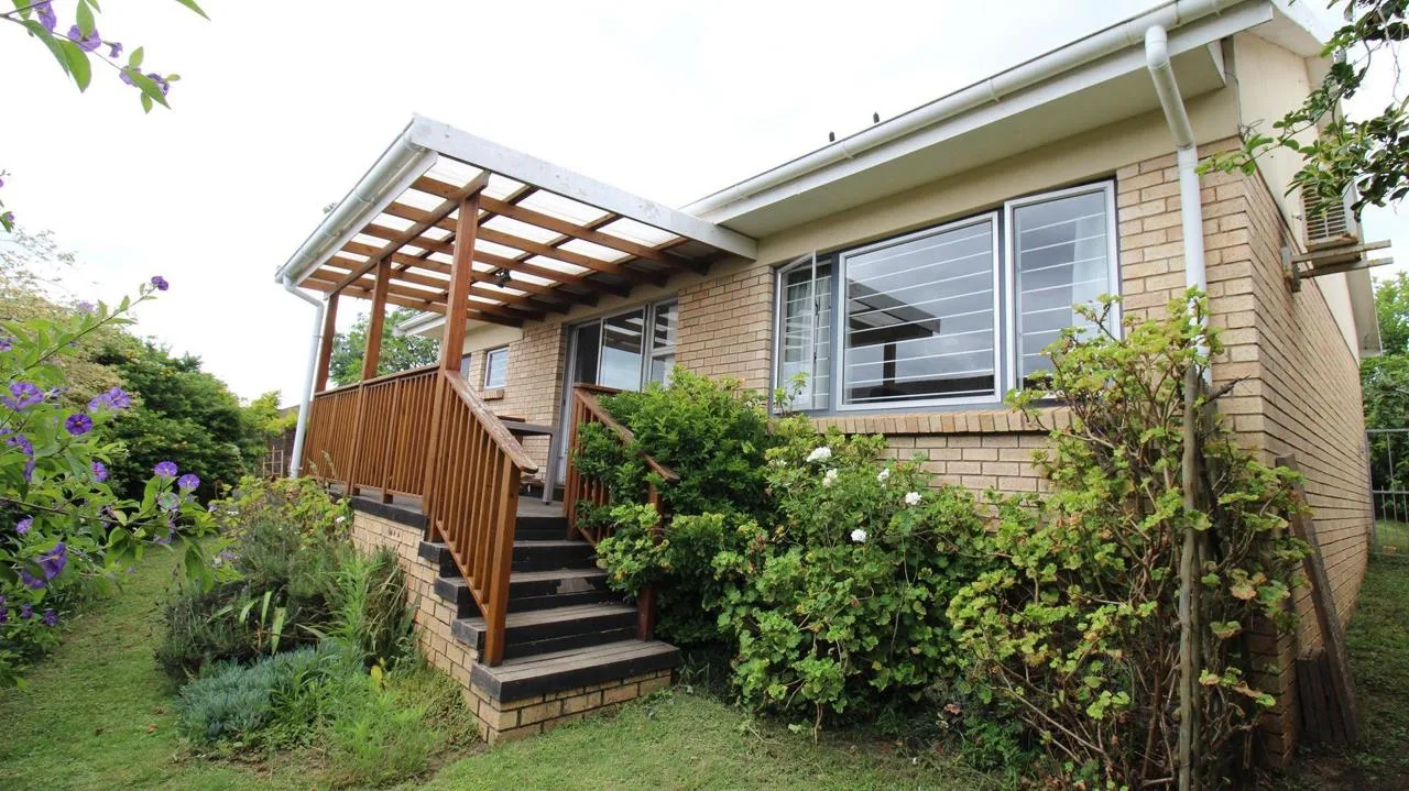 2 Bedroom Townhouse to rent in Beacon Bay