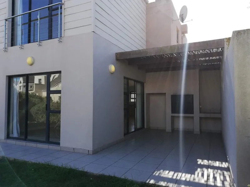 2 Bedroom Apartment / flat to rent in Langebaan Country Estate
