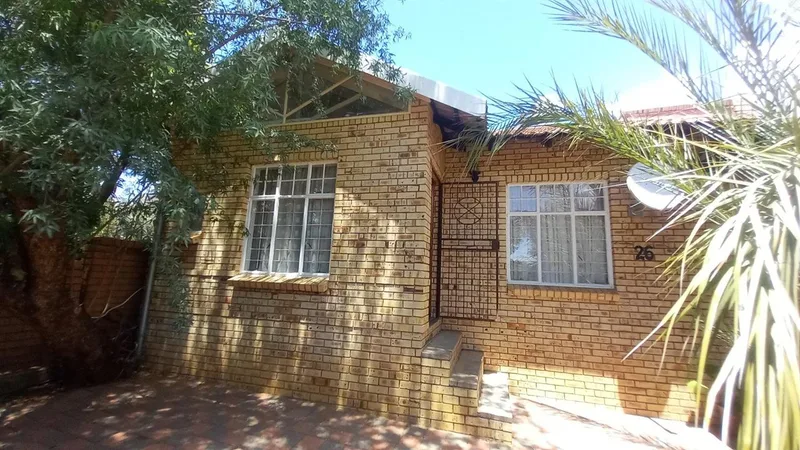 2 Bedroom Townhouse to rent in Pentagon Park