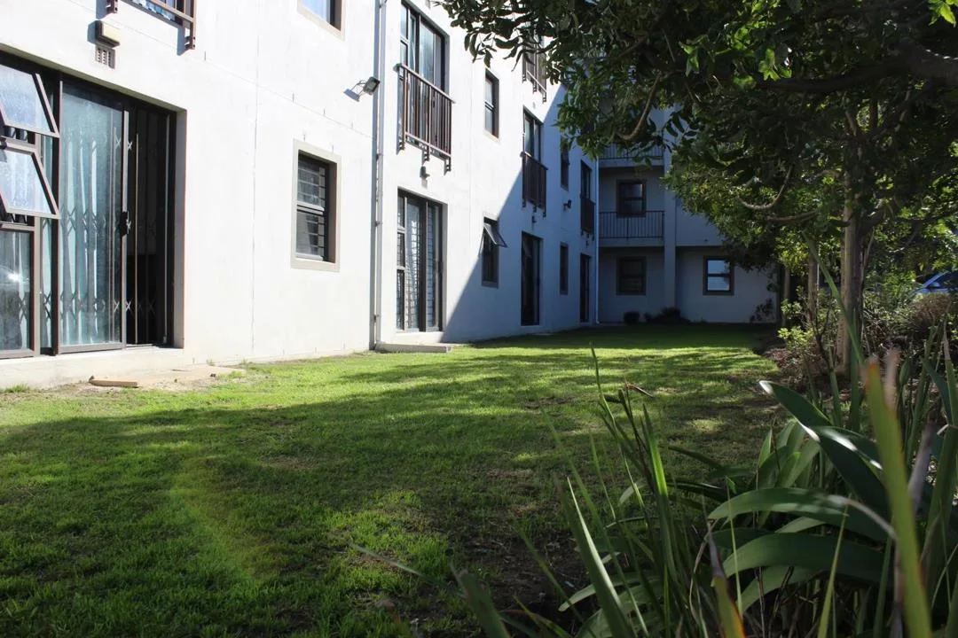 2 Bedroom Apartment / flat to rent in Grassy Park