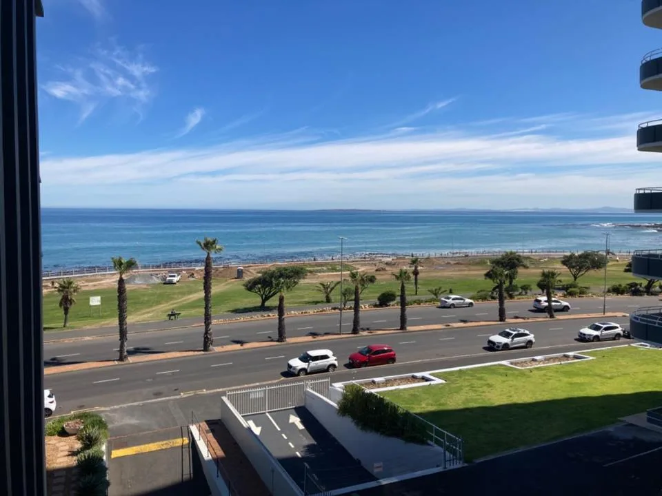 1 Bedroom Apartment / flat to rent in Sea Point