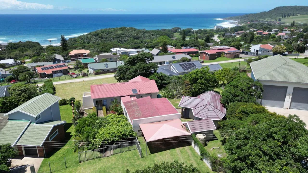 7 Bedroom House for sale in Kei Mouth