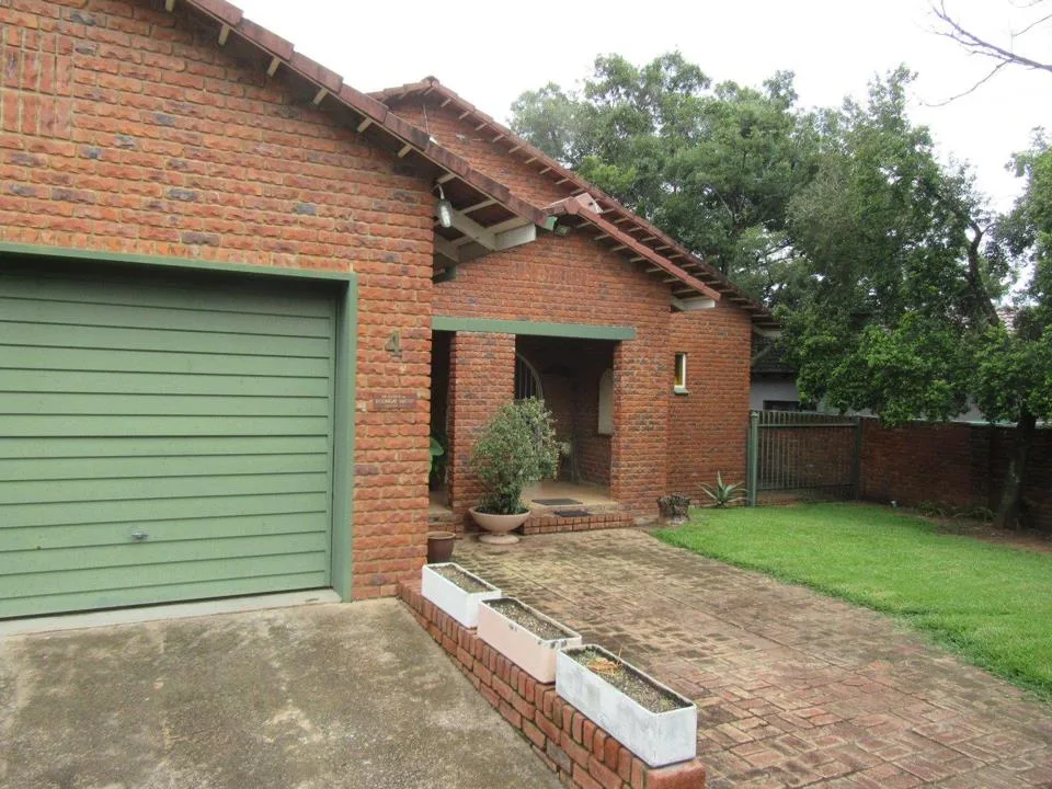 4 Bedroom House for sale in Modimolle