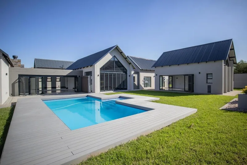 5 Bedroom House for sale in Leloko Lifestyle & Eco Estate